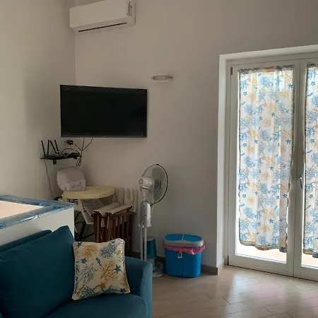 度假居 La Casa Al Mare 蒙泰迪普罗奇达